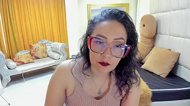 gaby trent online show from March 8, 4:28 pm