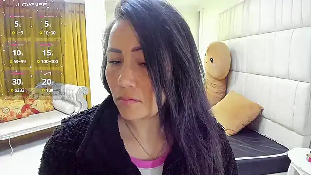 gaby trent online show from March 19, 8:11 pm