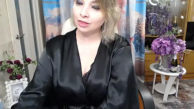 Mika Passion online show from March 30, 9:10 am