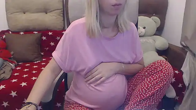 Snapshot of Aliss_Hottie chatting on October 8, 7:50 am Aliss Hottie online show from October 8, 7:50 am