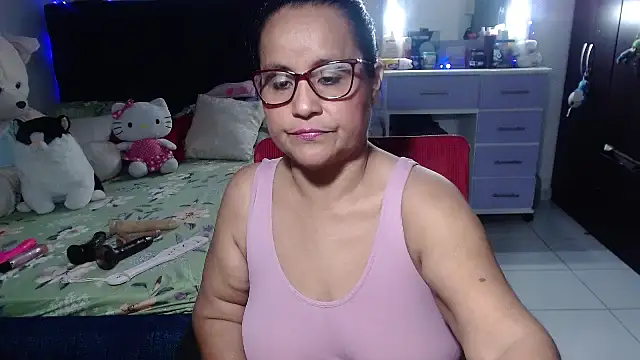 pervert mommy  online show from January 14, 9:48 am