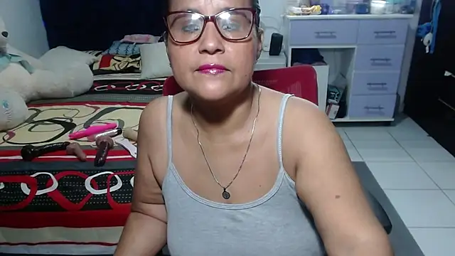 pervert mommy  online show from April 4, 10:57 am