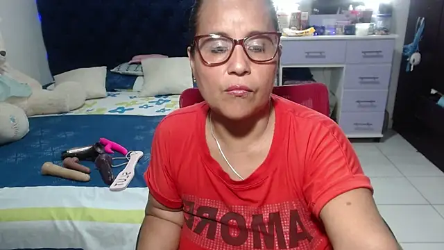 pervert mommy  online show from April 8, 11:10 am