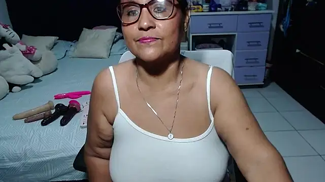 pervert mommy  online show from May 16, 10:01 am