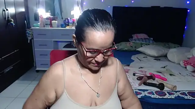 pervert mommy  online show from June 24, 10:58 am