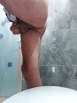 Snapshot of Bigutt73 chatting on March 3, 9:26 pm Bigutt73 online show from March 3, 9:26 pm