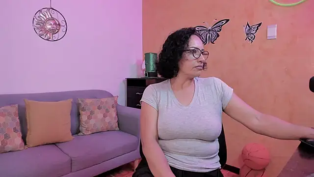 scarlet wet online show from November 18, 12:38 am