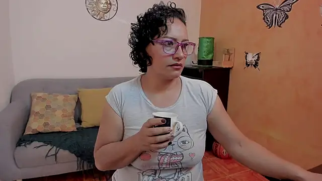 scarlet wet online show from March 14, 9:31 pm