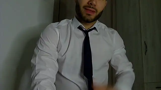 Snapshot of Justynn1 chatting on November 20, 6:02 am Justynn1 online show from November 20, 6:02 am