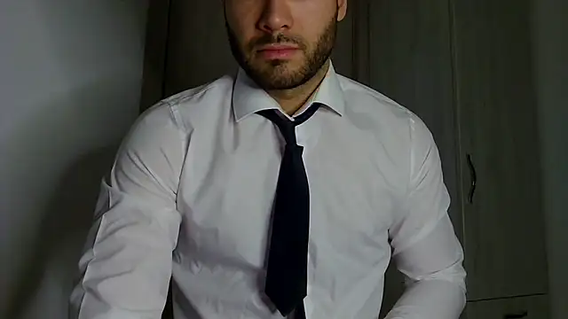 Snapshot of Justynn1 chatting on February 8, 10:46 pm Justynn1 online show from February 8, 10:46 pm