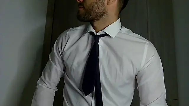 Snapshot of Justynn1 chatting on February 20, 9:15 pm Justynn1 online show from February 20, 9:15 pm