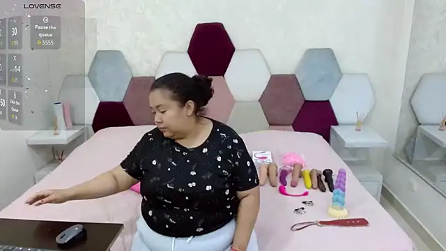 angel blue online show from February 17, 2:46 pm