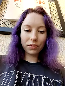 Frost foxy online show from February 7, 7:07 am