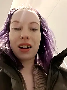 Frost foxy online show from February 19, 7:06 am