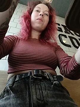 Frost foxy online show from April 8, 2:44 am