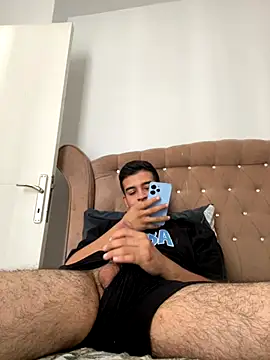 Snapshot of Ffhdr chatting on October 7, 12:24 pm Ffhdr online show from October 7, 12:24 pm