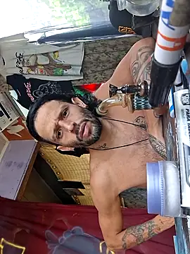 Toycockhot online show from November 17, 7:30 pm