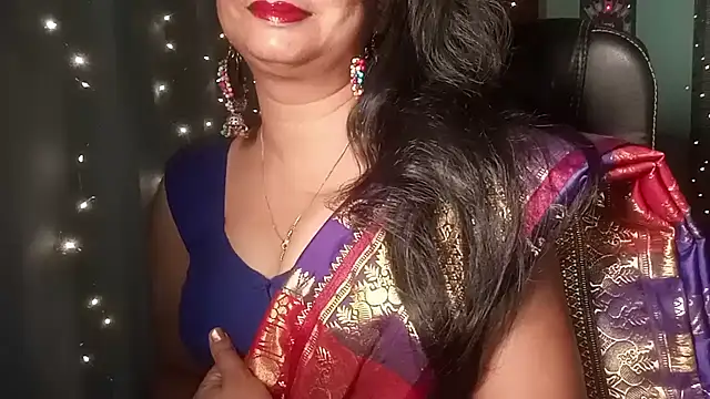 Snapshot of YourModhu chatting on June 27, 5:51 pm YourModhu online show from June 27, 5:51 pm