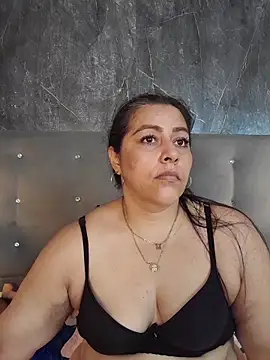 SexxyPamela online show from March 22, 7:39 pm