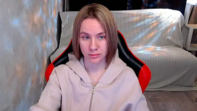 Snapshot of Mila_Jon chatting on November 25, 3:50 am Mila Jon online show from November 25, 3:50 am