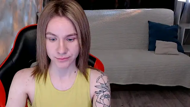 Snapshot of Mila_Jon chatting on November 30, 3:10 am Mila Jon online show from November 30, 3:10 am