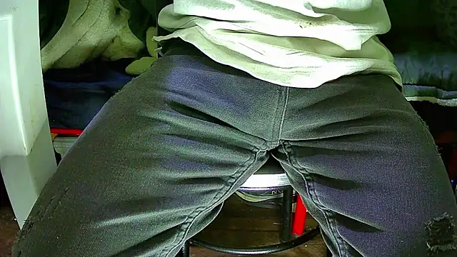 Snapshot of Walltaz chatting on December 21, 6:20 am Walltaz online show from December 21, 6:20 am