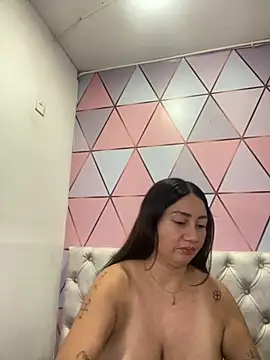 juliana diaz online show from September 16, 11:22 am