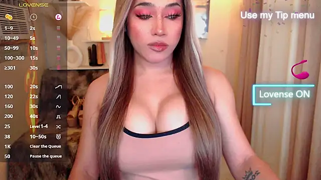 deliciouskelly online show from May 24, 8:52 am