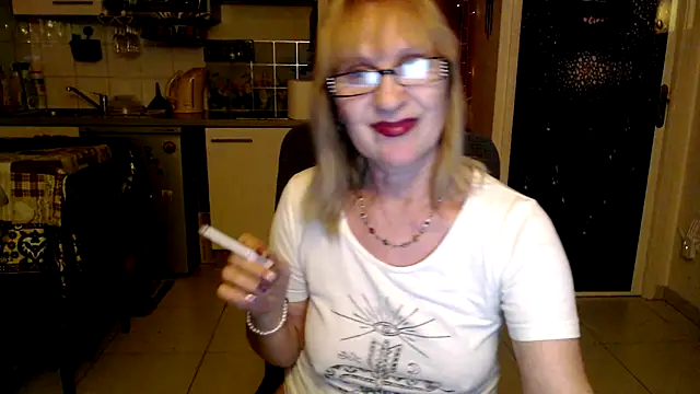 Snapshot of Ala-N-Dala chatting on February 23, 3:26 am Ala-N-Dala online show from February 23, 3:26 am