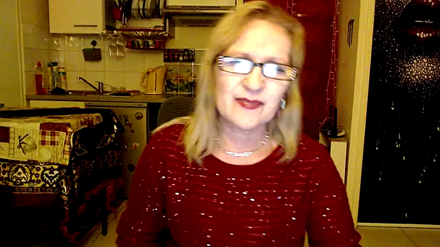 Snapshot of Ala-N-Dala chatting on February 25, 5:28 am Ala-N-Dala online show from February 25, 5:28 am