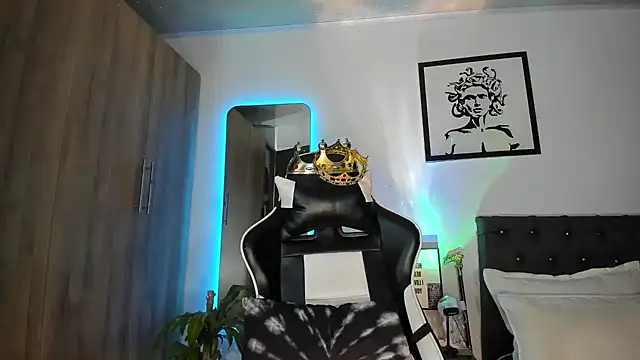 AlanNaughty online show from March 21, 12:15 am