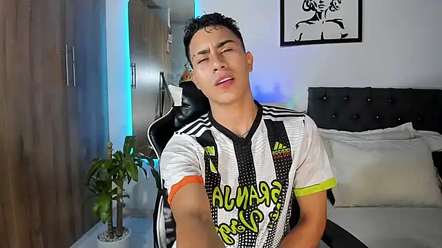 AlanNaughty online show from March 26, 11:54 pm