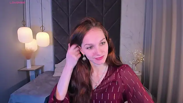 MirandaGlow online show from March 10, 5:54 am