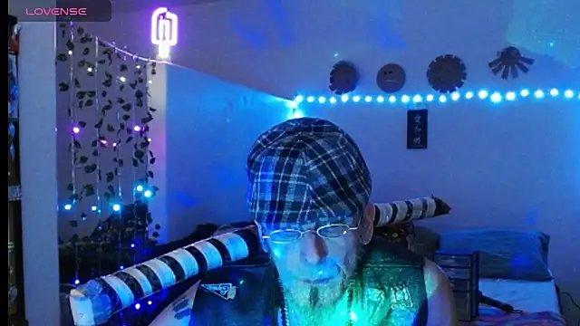 Snapshot of mycock2474u chatting on March 18, 4:04 am mycock2474u online show from March 18, 4:04 am