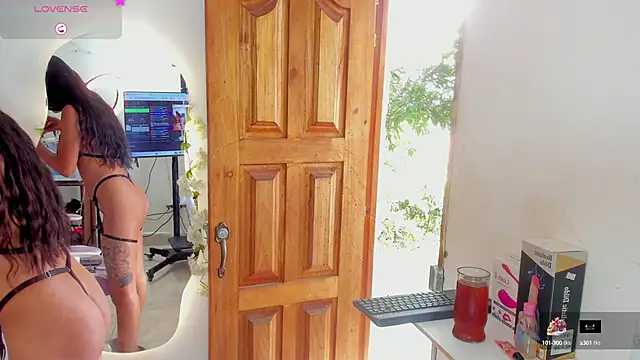 sofia gold  online show from October 27, 7:07 pm