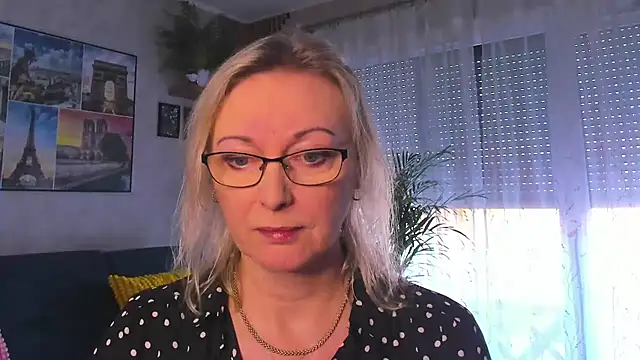 vanessa chat online show from February 26, 2:16 pm