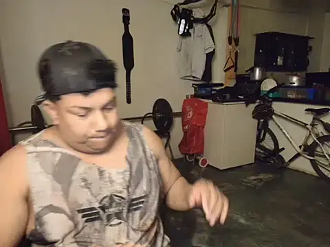 Snapshot of Malo666howard chatting on January 9, 3:20 am Malo666howard online show from January 9, 3:20 am