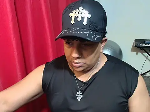 Snapshot of Malo666howard chatting on February 6, 10:51 am Malo666howard online show from February 6, 10:51 am