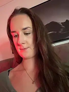 EllaMae online show from March 30, 10:11 pm