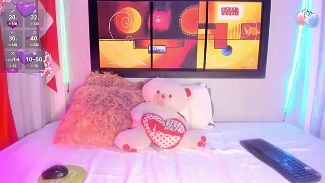 Snapshot of Emabland2 chatting on February 9, 4:16 am Emabland2 online show from February 9, 4:16 am