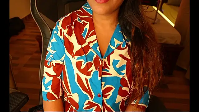 sneha hussy online show from February 6, 3:59 pm