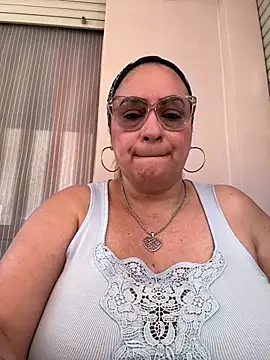 x elena x online show from May 24, 2:22 pm