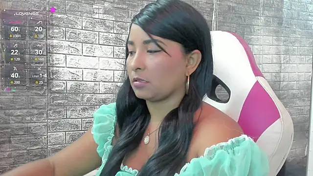 paola ih online show from July 8, 2:21 pm