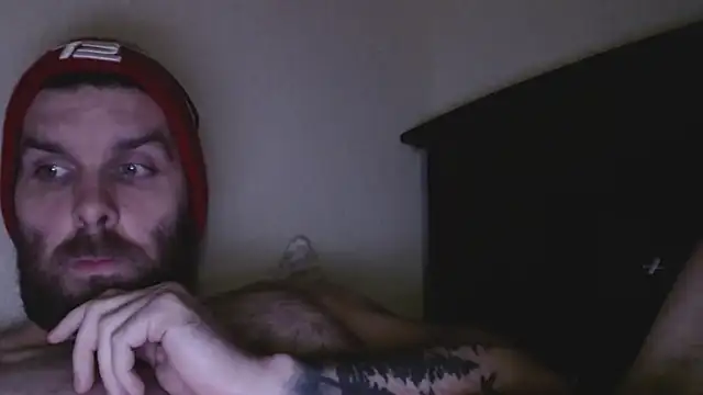 Snapshot of florida0217 chatting on December 23, 5:43 pm florida0217 online show from December 23, 5:43 pm