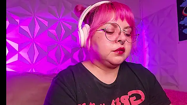 Satyn doll online show from February 11, 12:15 am