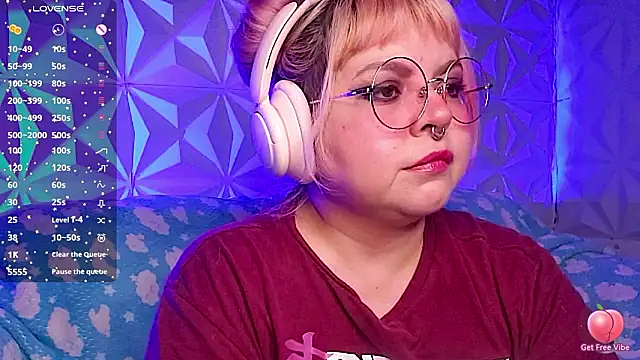 Satyn doll online show from March 14, 10:04 pm