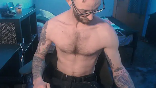 SexxxyLouis online show from March 1, 12:01 pm