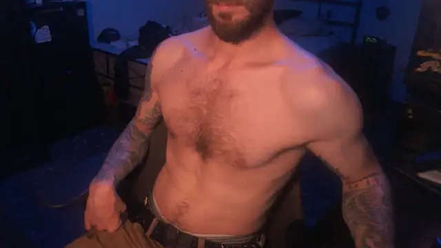 SexxxyLouis online show from September 13, 7:35 pm