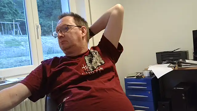 Snapshot of shymanhn chatting on July 18, 7:06 pm shymanhn online show from July 18, 7:06 pm