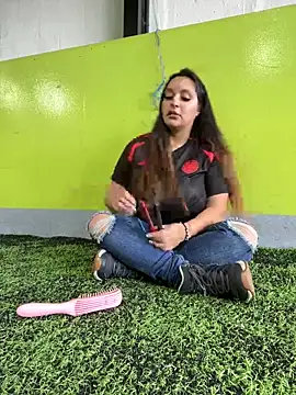 Snapshot of milly_cruz chatting on June 12, 2:38 pm milly cruz online show from June 12, 2:38 pm